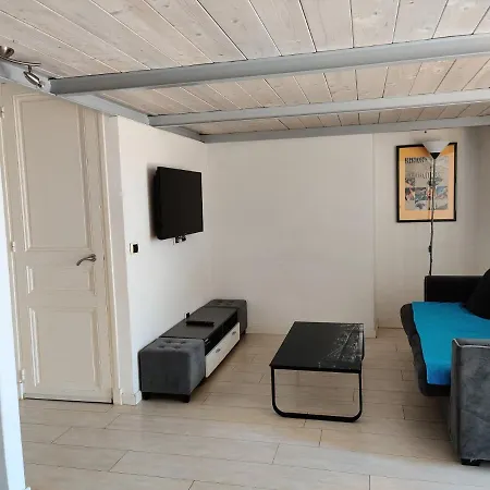 Appartement Ancien Palace - Vue - 700m De La